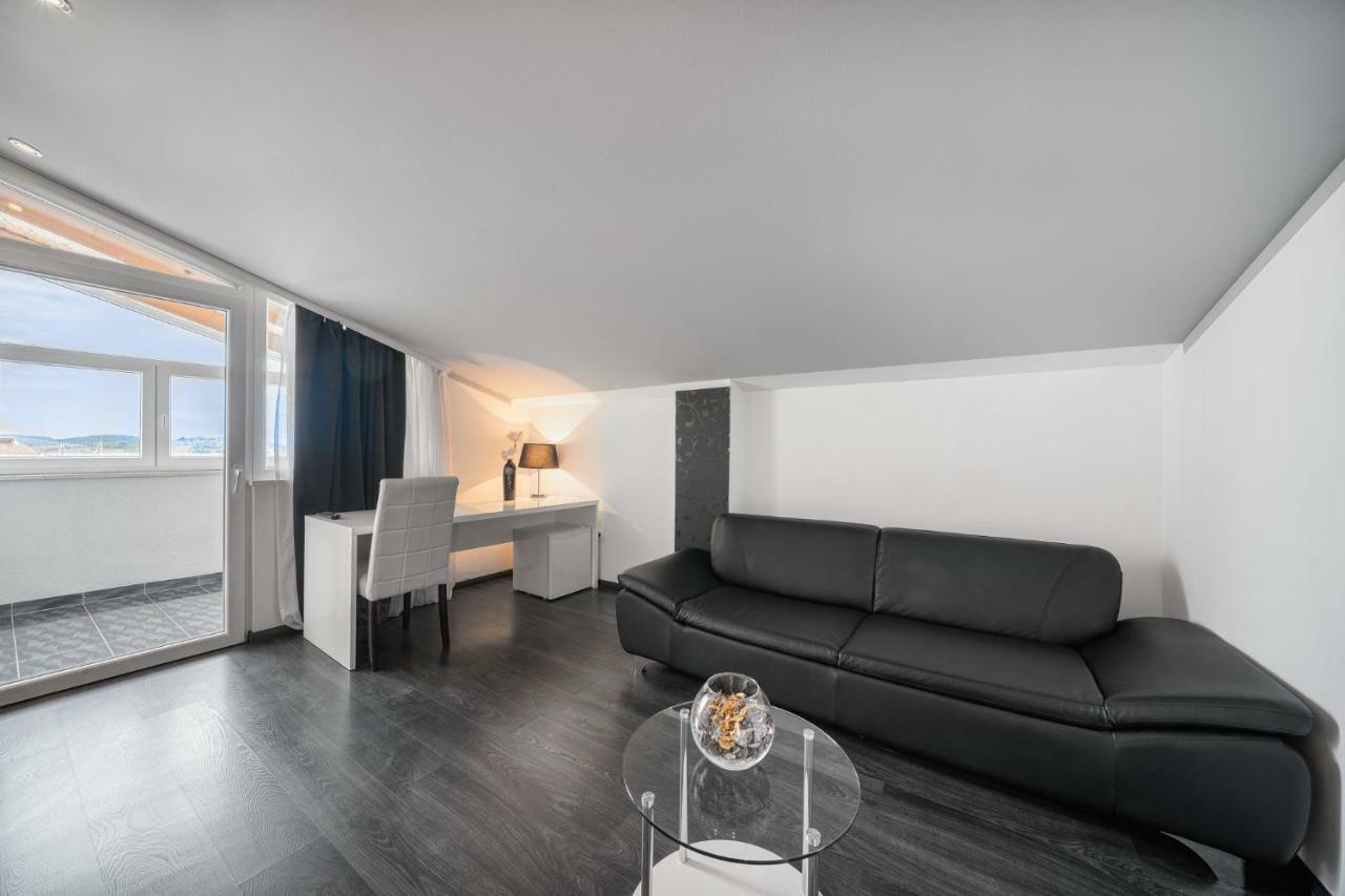 The Suites - Small Luxury Living Vodice Buitenkant foto