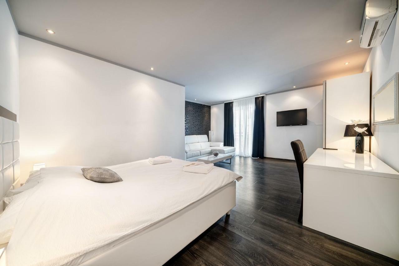 The Suites - Small Luxury Living Vodice Buitenkant foto